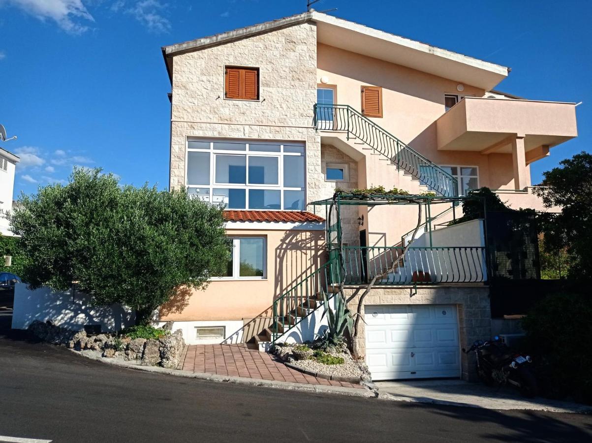 Family Apartment Vitlic ماكارسكا المظهر الخارجي الصورة